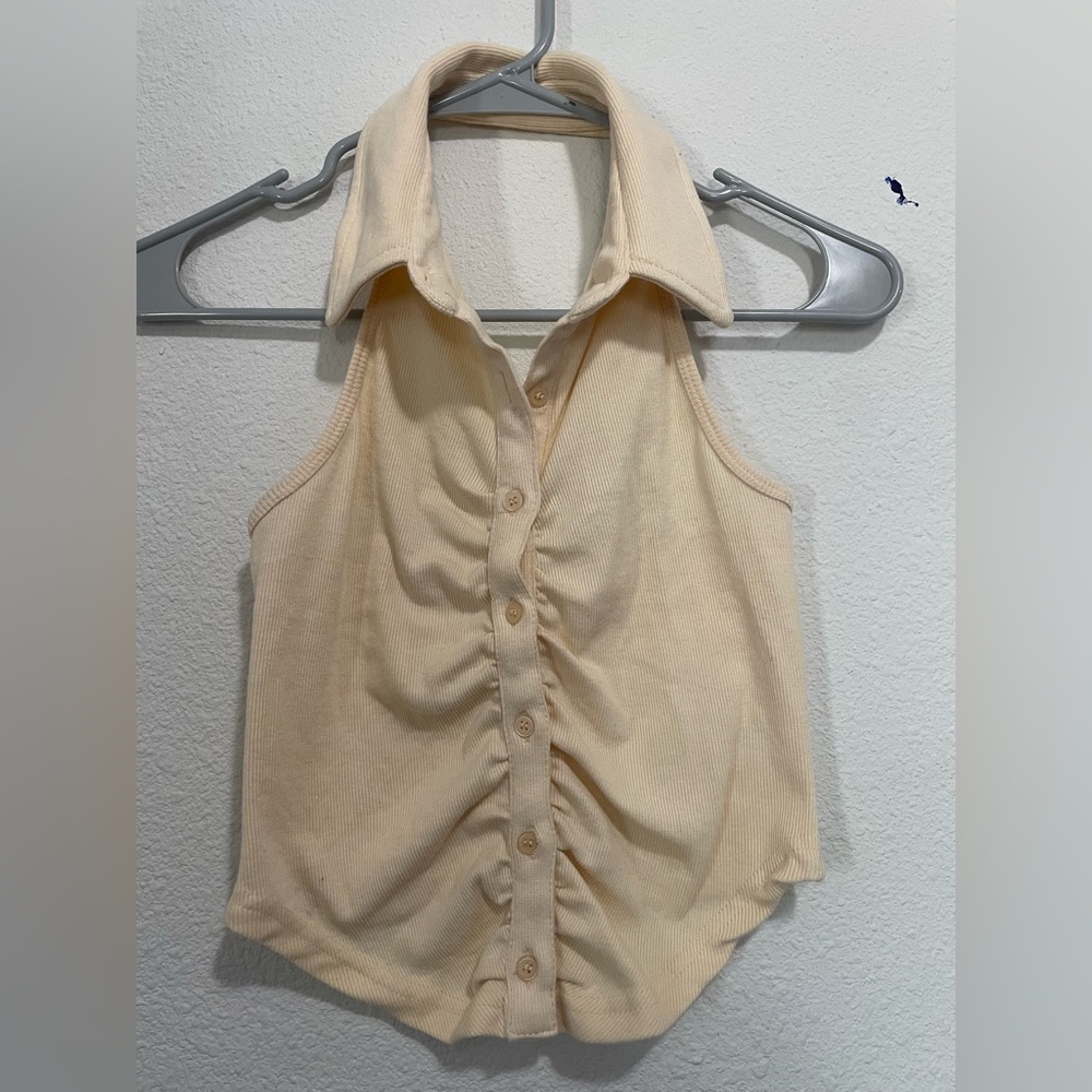 Elegant Sleeveless Beige Button-Up Blouse